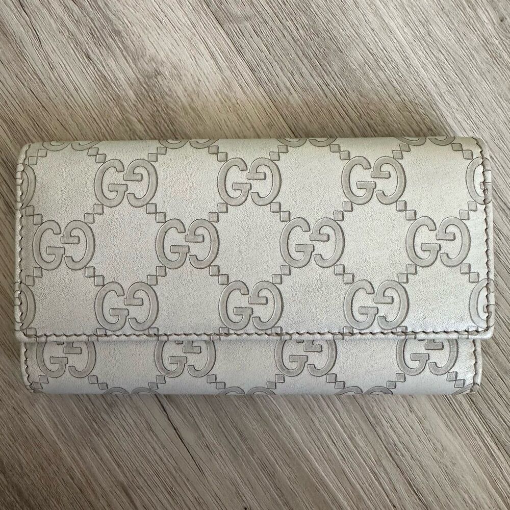 Gucci Guccissima Signature 6 Key Holder Case Wallet Cream Gray Embossed Logo